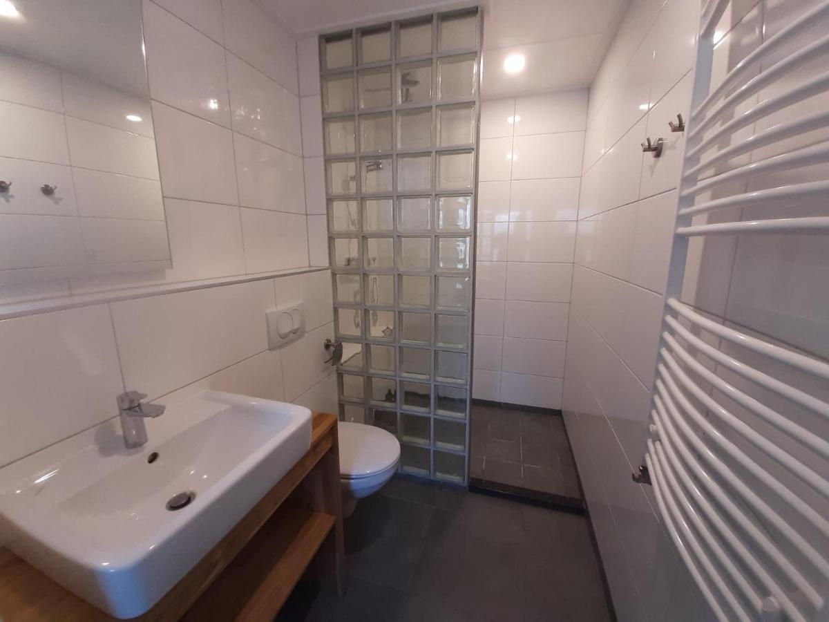 Appartement Boomgaard Vrouwenpolder Exterior photo