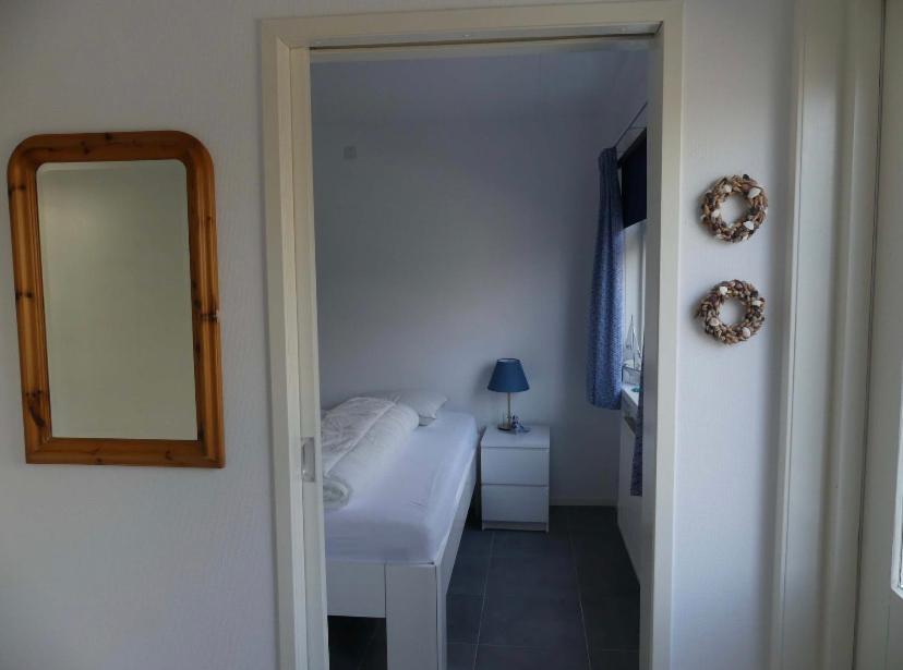 Appartement Boomgaard Vrouwenpolder Exterior photo